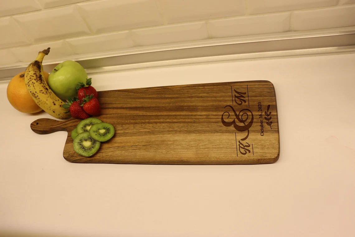 Charcuterie Board, Round Charcuterie Board with Handle, Decorative Bread Board, Round Bread Board, Farmhouse Decor, Cheese Board